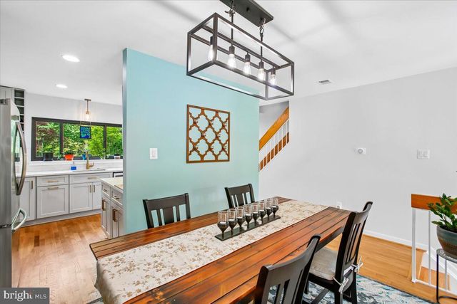 2017 SARAZEN PL, Reston, VA 20191