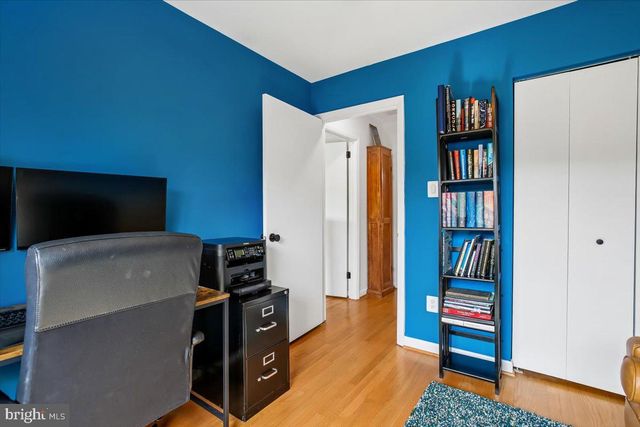 2017 SARAZEN PL, Reston, VA 20191