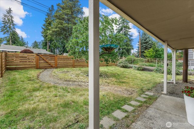 23007 53rd Avenue W, Mountlake Terrace, WA 98043