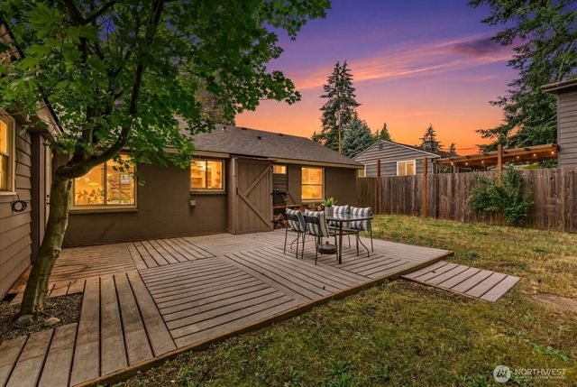 23007 53rd Avenue W, Mountlake Terrace, WA 98043