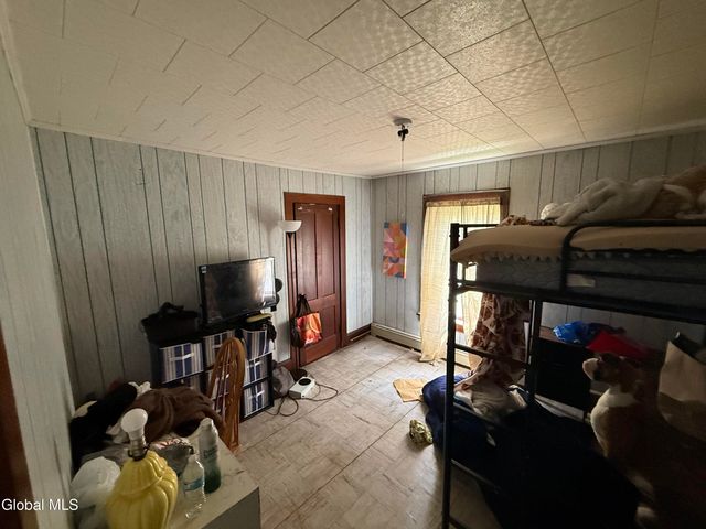 10 Wyomanock Road, Stephentown, NY 12168