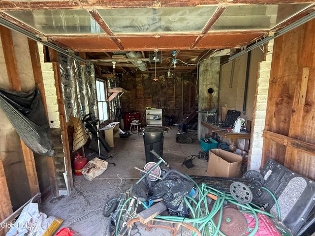 10 Wyomanock Road, Stephentown, NY 12168