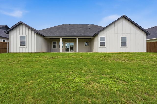 532 Highview Court, Godley, TX 76044