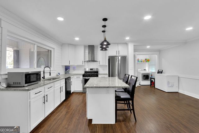 2307 Favor Road SW, Marietta, GA 30060