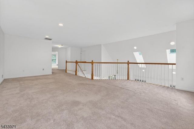 66 La Costa Dr, Clinton Twp., NJ 08801