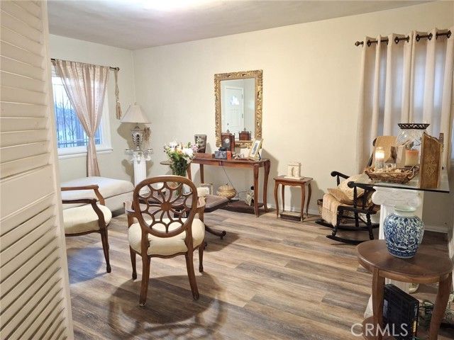 1346 W Century, Los Angeles, CA 90044