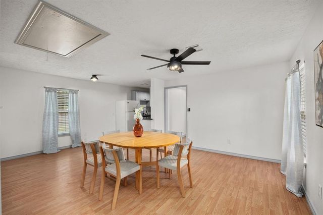 325 E A Street, La Porte, TX 77571