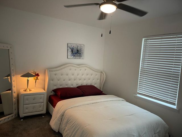 214 N Roberts Road, Cedar Hill, TX 75104