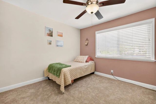27730 Sutters Pointe, Saugus, CA 91350