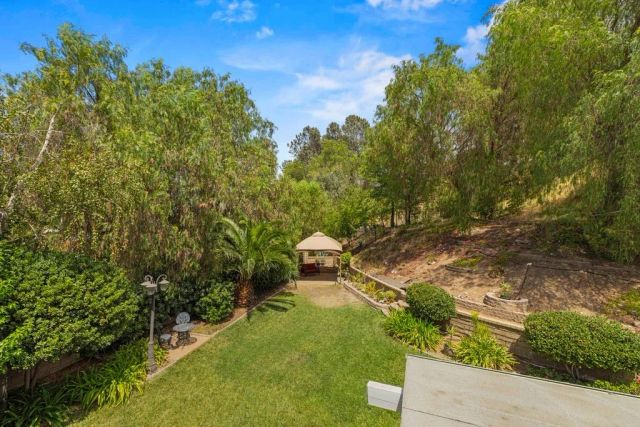 27730 Sutters Pointe, Saugus, CA 91350