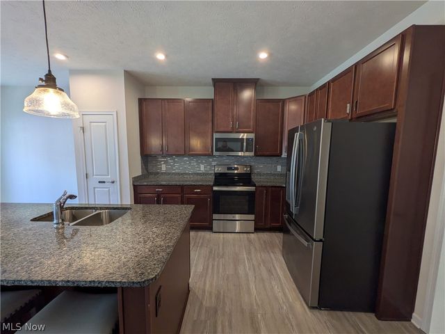 3306 Jackson Park Drive NW, Massillon, OH 44646