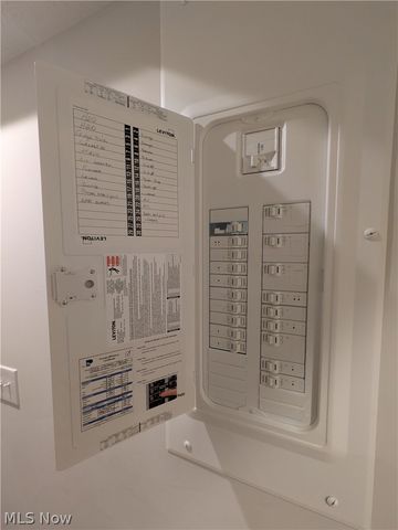 3306 Jackson Park Drive NW, Massillon, OH 44646