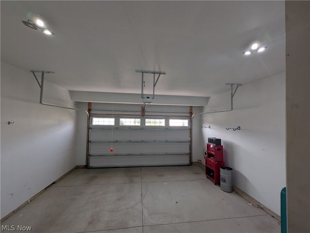 3306 Jackson Park Drive NW, Massillon, OH 44646