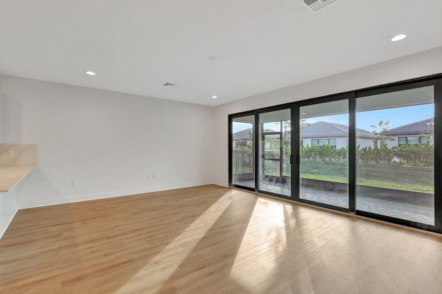 12416 SW Blue Mangrove Parkway, Port St Lucie, FL 34987