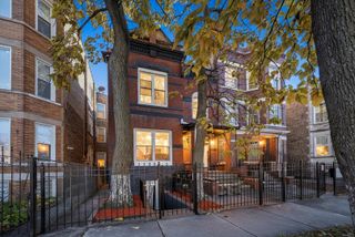 3037 W Lexington Street 2, Chicago, IL 60612