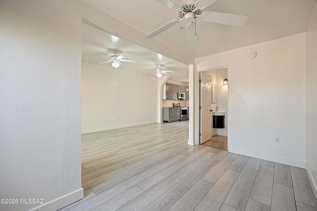 156 E Limberlost Dr Unit 101, Tucson, AZ 85705