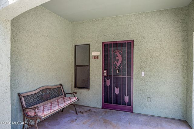 156 E Limberlost Dr Unit 101, Tucson, AZ 85705