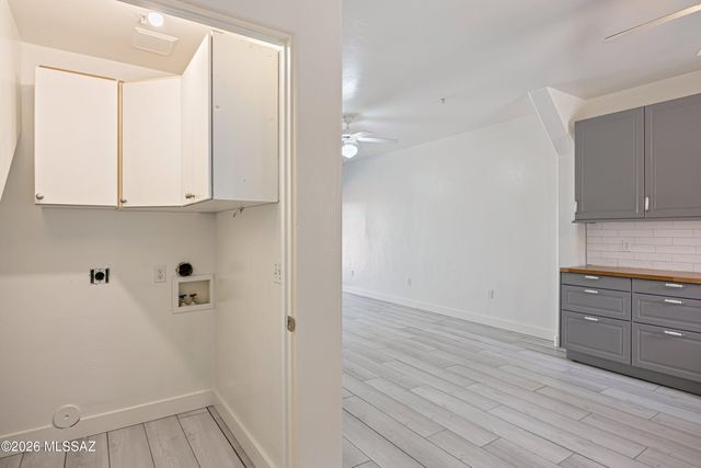 156 E Limberlost Dr Unit 101, Tucson, AZ 85705