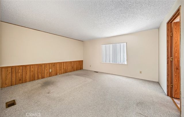 1300 W Menlo Avenue 188, Hemet, CA 92543