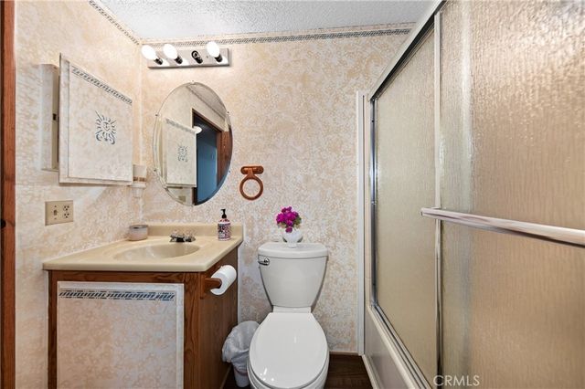 1300 W Menlo Avenue 188, Hemet, CA 92543