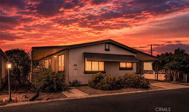 1300 W Menlo Avenue 188, Hemet, CA 92543
