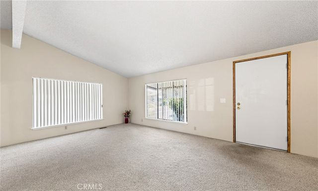 1300 W Menlo Avenue 188, Hemet, CA 92543
