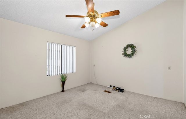 1300 W Menlo Avenue 188, Hemet, CA 92543