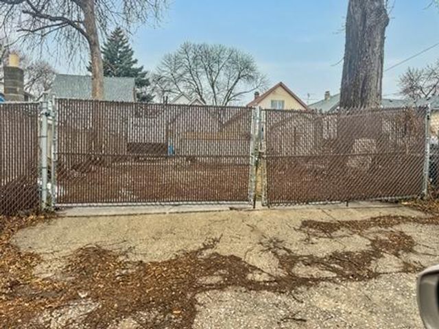 1312 S 24th STREET, Milwaukee, WI 53204