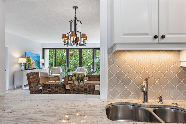 70 Celestial Way 110, Juno Beach, FL 33408