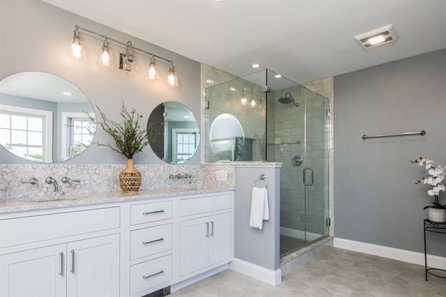 93 Bunker Hill Avenue, Stratham, NH 03885