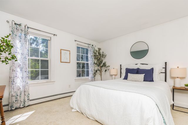 93 Bunker Hill Avenue, Stratham, NH 03885