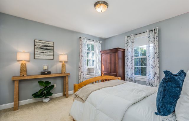 93 Bunker Hill Avenue, Stratham, NH 03885