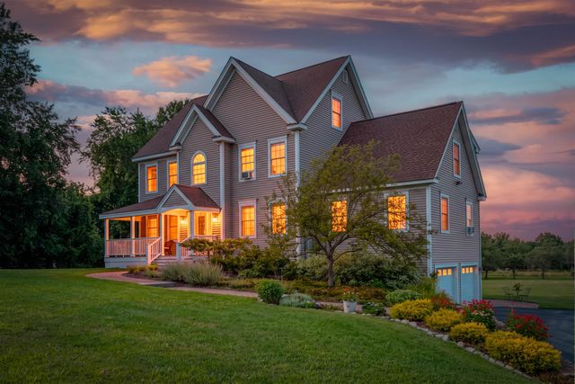 93 Bunker Hill Avenue, Stratham, NH 03885