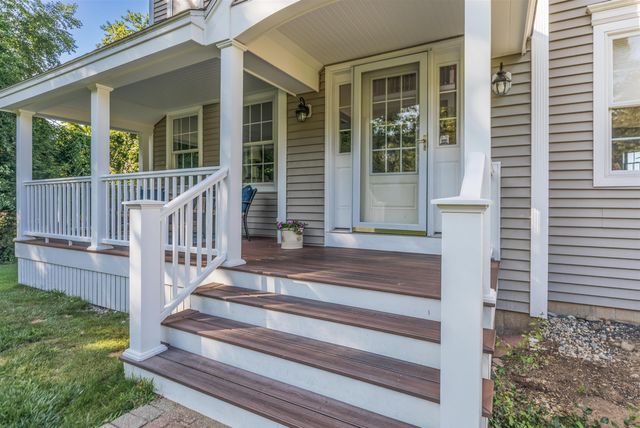 93 Bunker Hill Avenue, Stratham, NH 03885