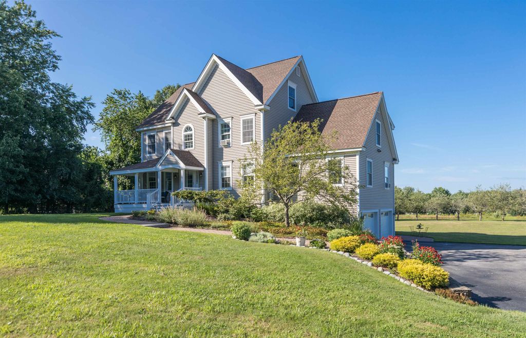 93 Bunker Hill Avenue, Stratham, NH 03885