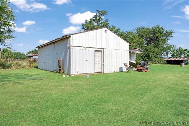 1355 Armstrong Academy, Bokchito, OK 74726