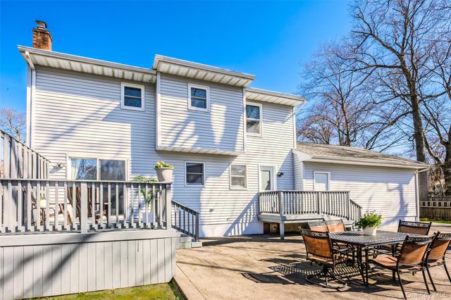 58 Freya Road, Rocky Point, NY 11778