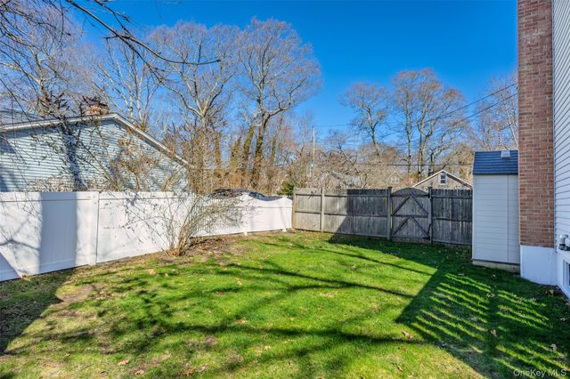 58 Freya Road, Rocky Point, NY 11778