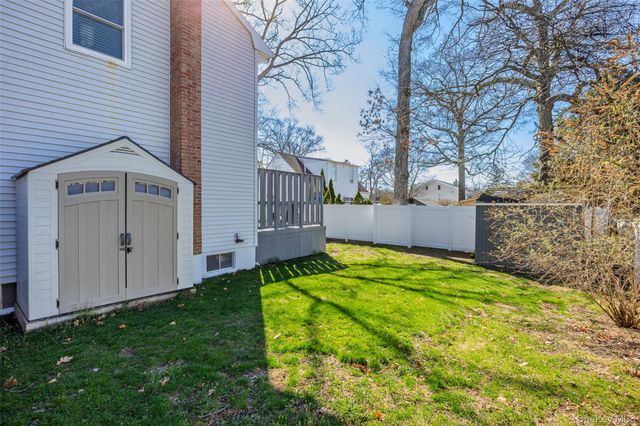 58 Freya Road, Rocky Point, NY 11778