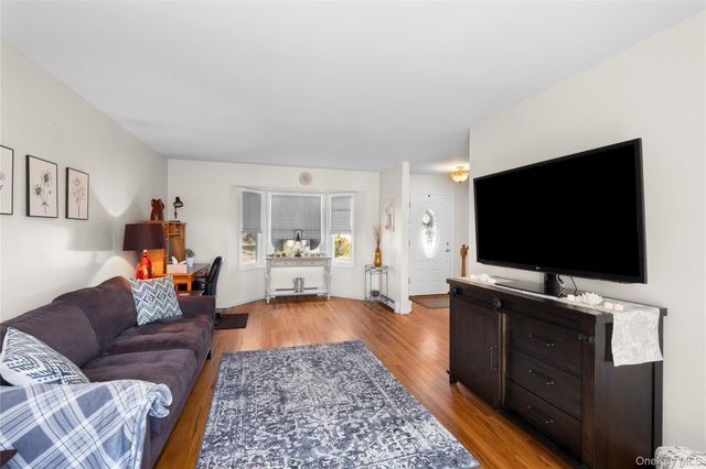 58 Freya Road, Rocky Point, NY 11778