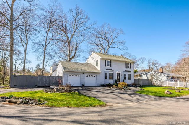 58 Freya Road, Rocky Point, NY 11778