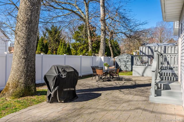 58 Freya Road, Rocky Point, NY 11778