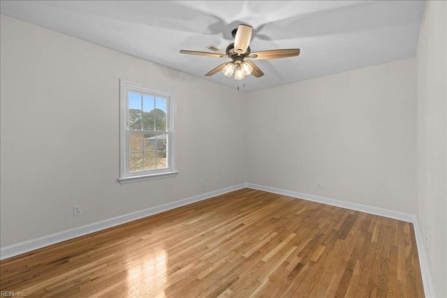 8957 River CRES, Suffolk, VA 23433