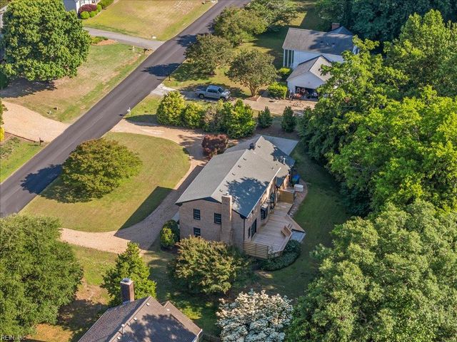 8957 River CRES, Suffolk, VA 23433