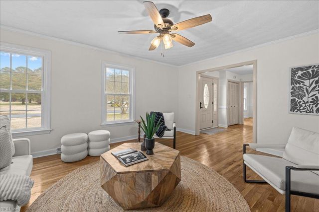 8957 River CRES, Suffolk, VA 23433