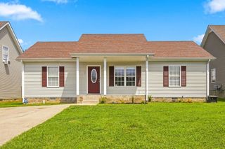 525 Fox Trot Dr, Clarksville, TN 37042