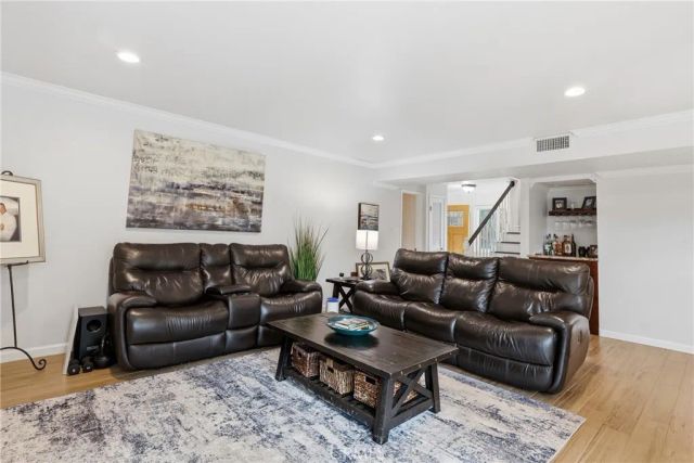 2103 Huntington Lane 2, Redondo Beach, CA 90278