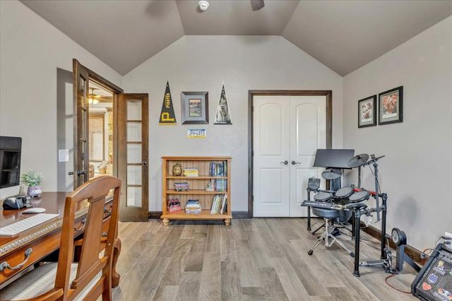 2217 Sugar Sands Road, Yukon, OK 73099