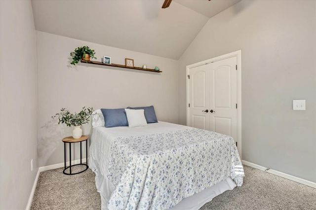 2217 Sugar Sands Road, Yukon, OK 73099