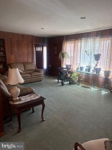 401 E ELM ST, Wenonah, NJ 08090